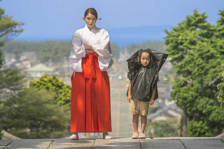 广濑爱丽丝演巫女 《毕竟是巫女》18年初上映 _扑家吧_扑家工作室